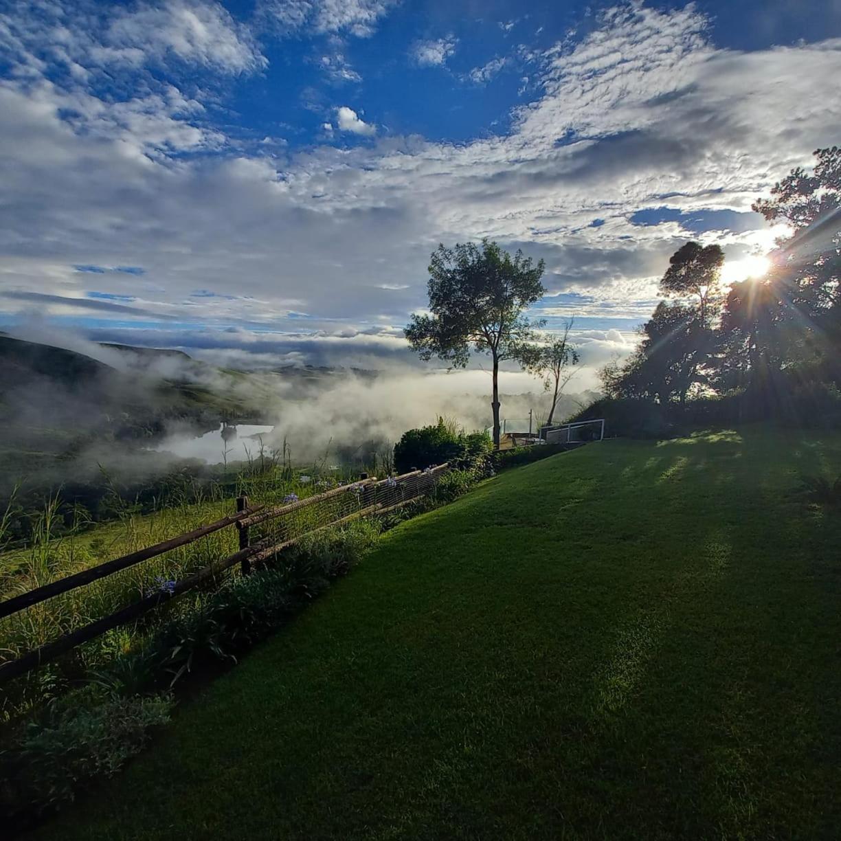 Villa Misty Peaks Cloudlands à Bergview Extérieur photo